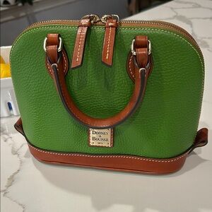 Dooney & Bourke pebble grain Bitsy Bag